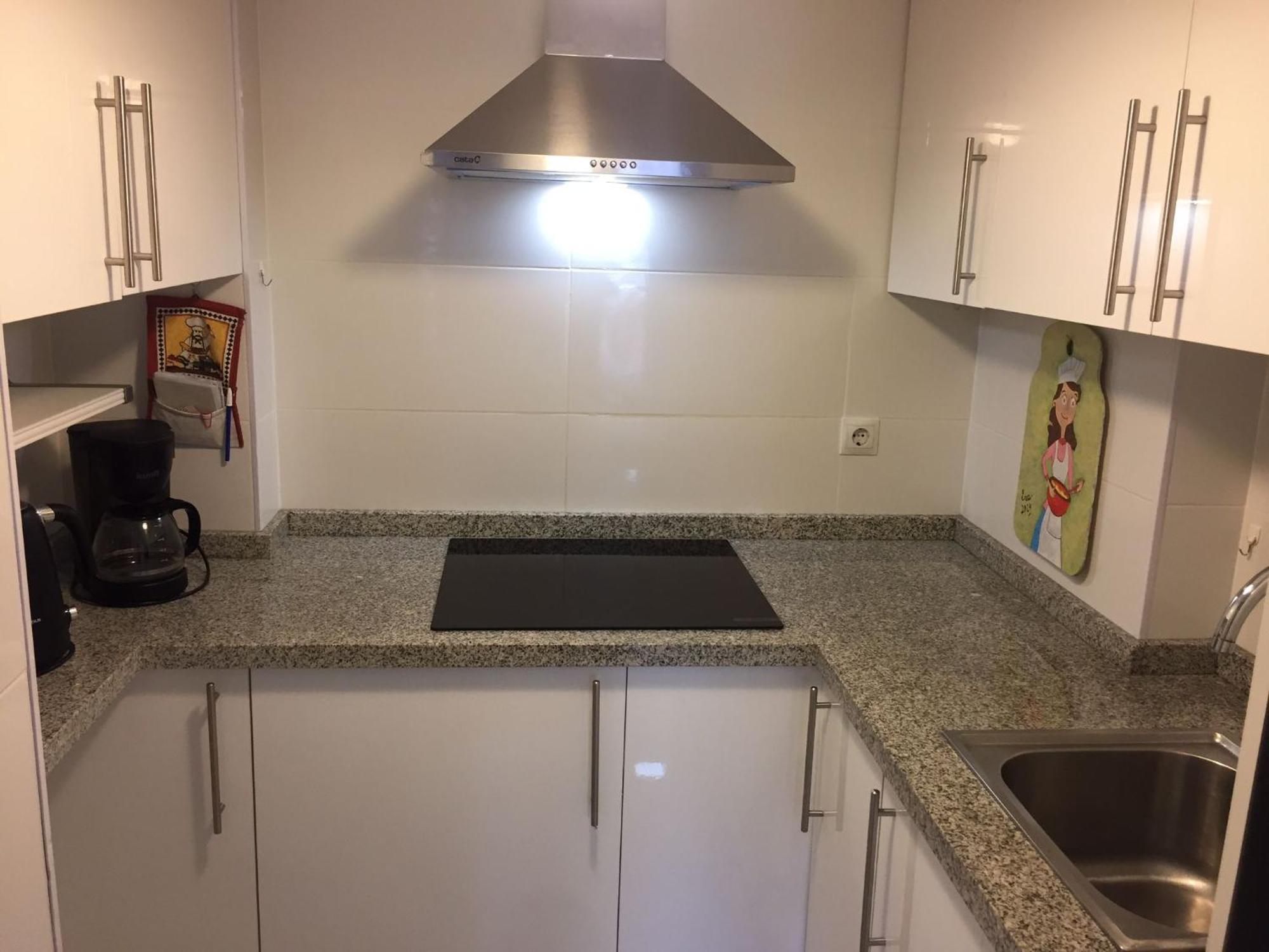 Апартаменты Studio In The Centre Near The Beach Торремолинос Экстерьер фото